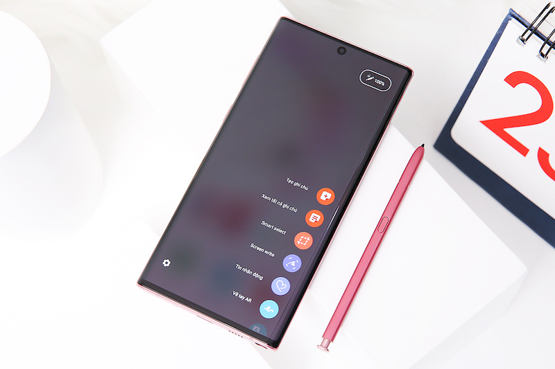 Điện thoại Samsung Galaxy Note 10 | Tấm nền trên điện thoại