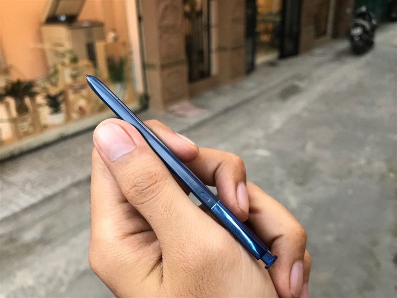 Cây bút SPen trên điện thoại Samsung Galaxy Note 8